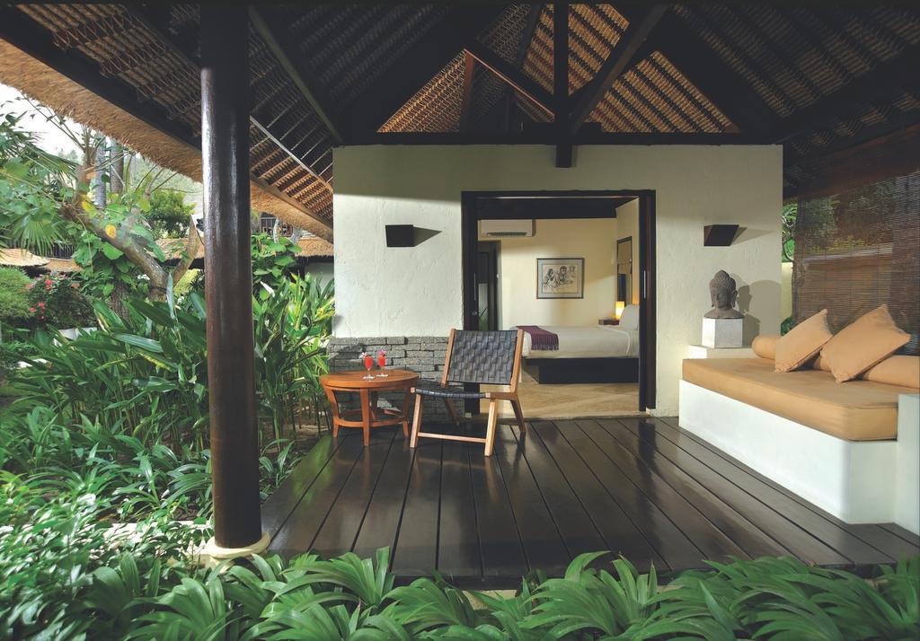 Qunci Villas Resort Mangsit Exterior photo