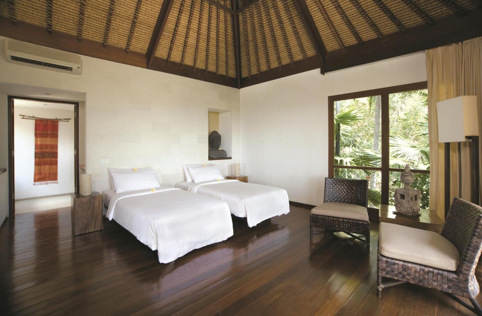 Qunci Villas Resort Mangsit Exterior photo