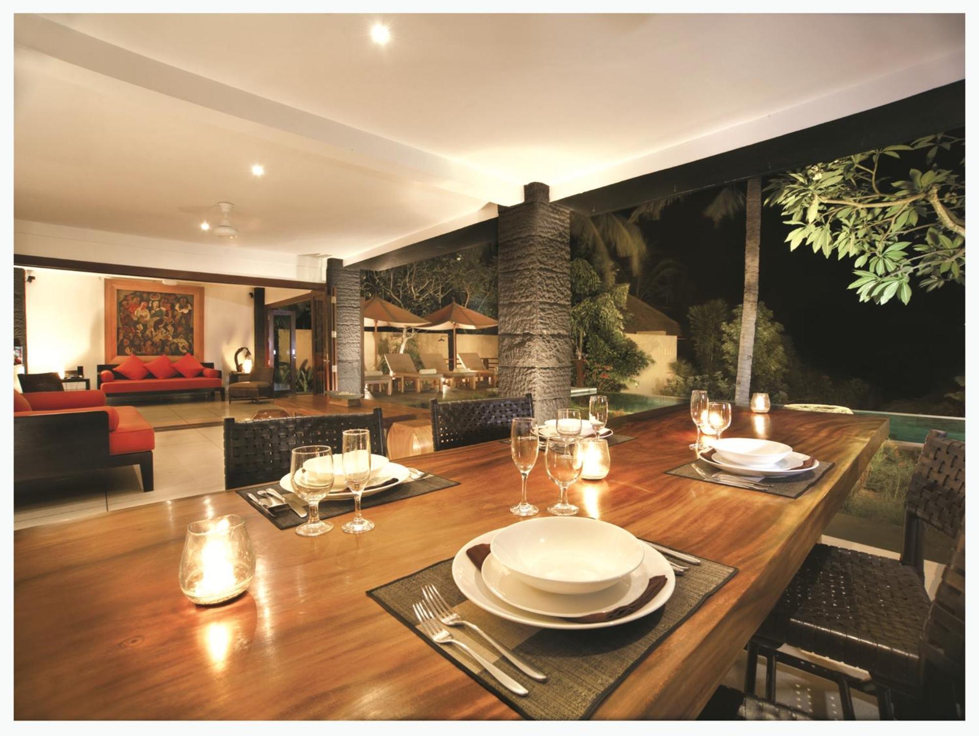 Qunci Villas Resort Mangsit Exterior photo