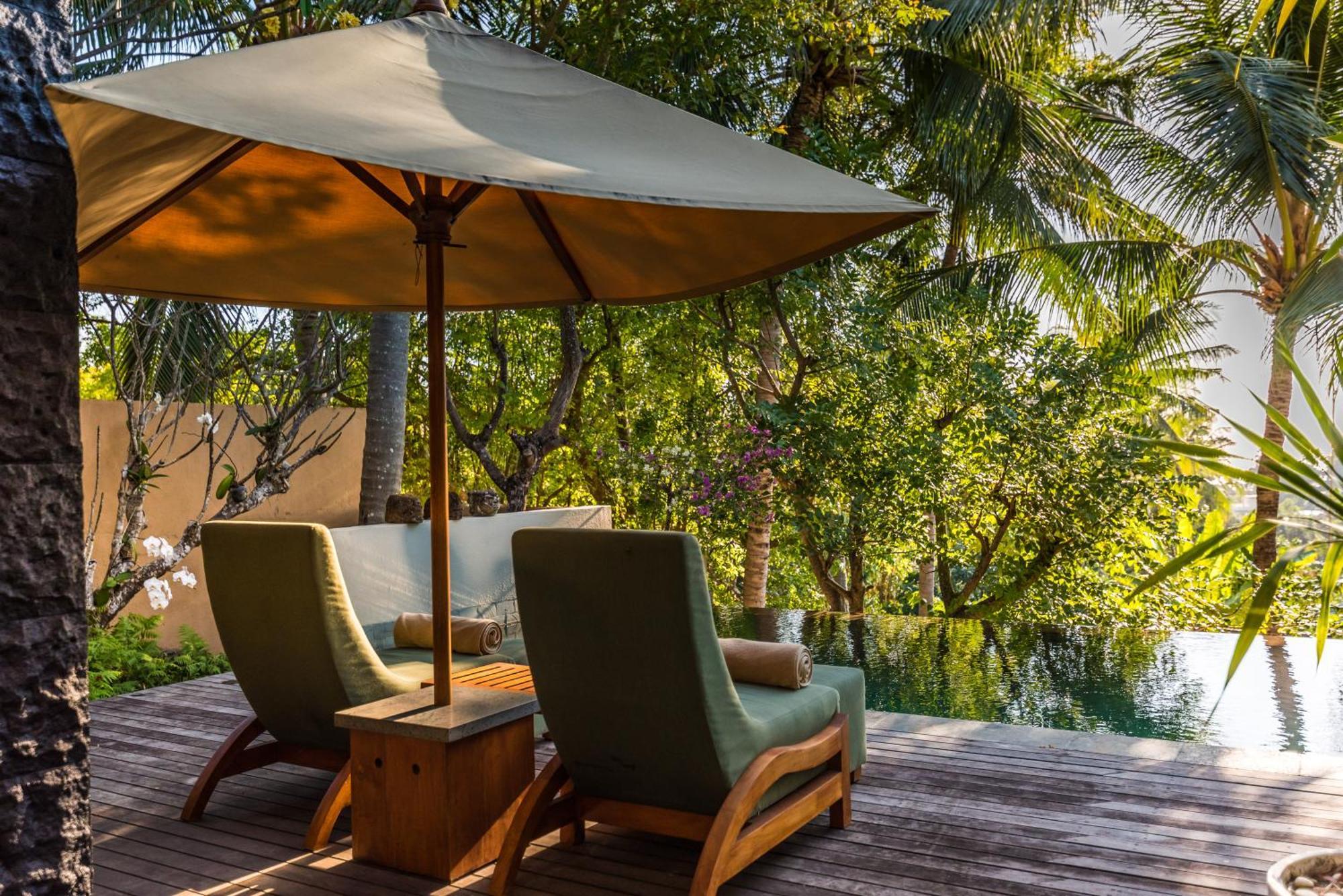 Qunci Villas Resort Mangsit Exterior photo