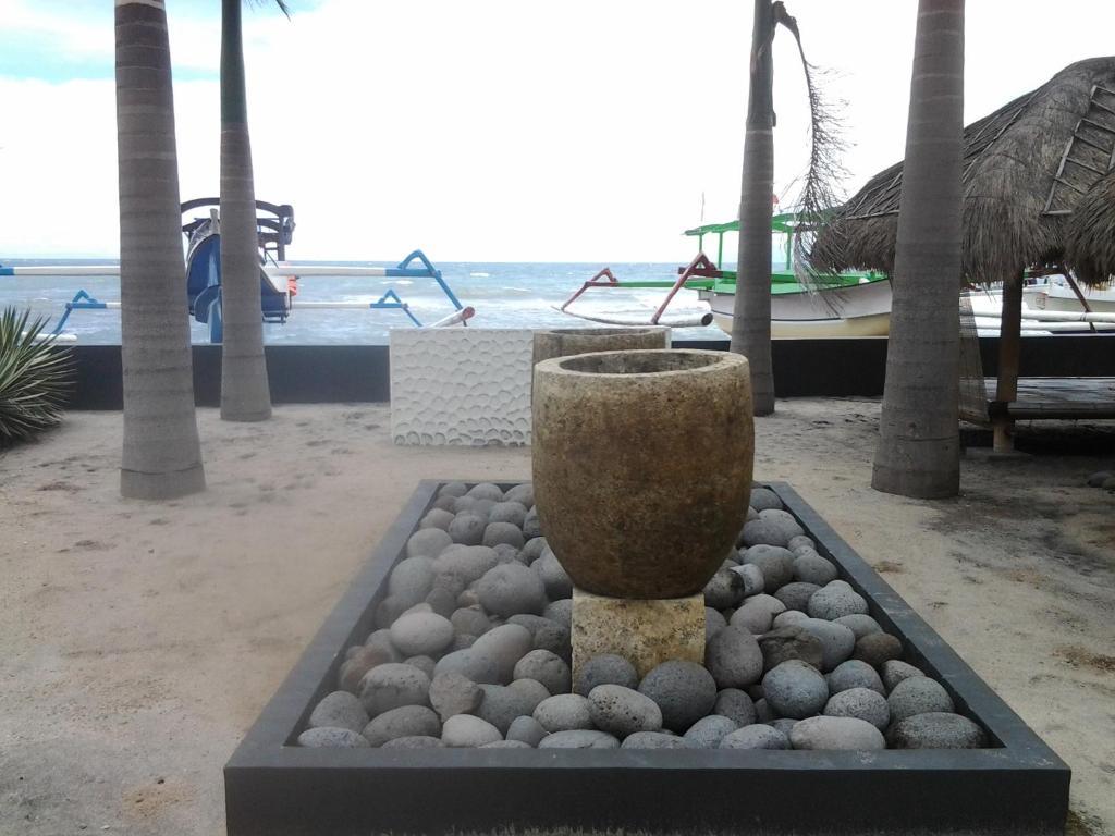 Qunci Villas Resort Mangsit Exterior photo