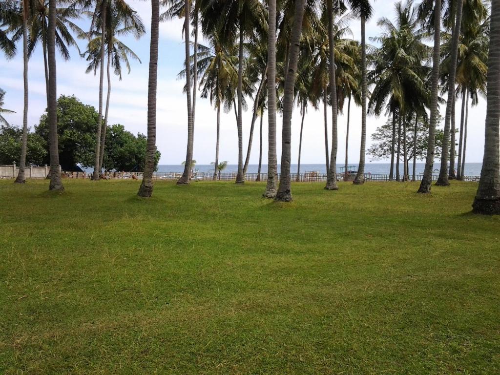 Qunci Villas Resort Mangsit Exterior photo